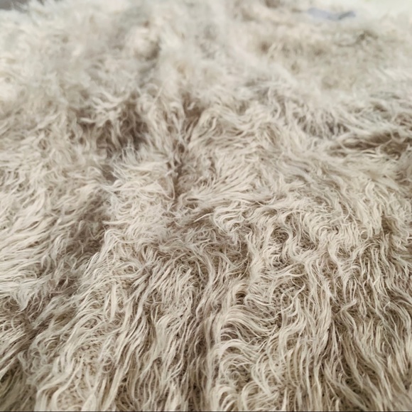 TNA Fuzzy Sweater - Picture 3 of 4